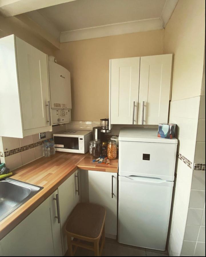 Complete 1 Bedroom Apartment With Wi-Fi, Kitchen, Tv In Heart Of Chiswick, London Luaran gambar